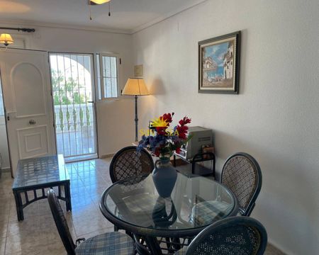 TWO-BEDROOM CHALET – GUARDAMAR DEL SEGURA - Photo 2