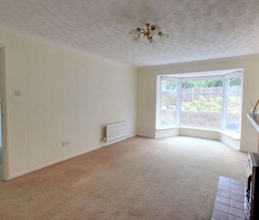3 bedroom detached bungalow to rent - Photo 1