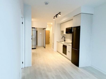 For Lease - 5 Defries Street Unit# 920, Toronto, Ontario - Photo 2