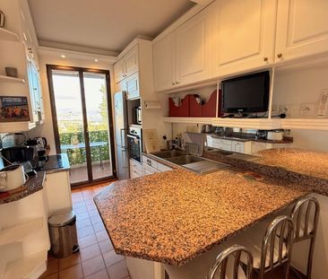 Appartement à louer 5 pièces • 115 m2 Villeneuve-Loubet - Photo 4