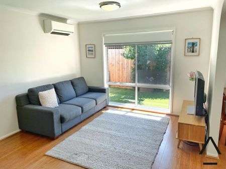 Bright and Stylish Home in Pascoe Vale South *OPEN FOR INSPECTION WEDNESDAY 22ND OF JAN AT 1PM - 1:15PM* - Photo 3