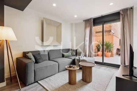 4 room luxury Apartment for rent in Barcelona, Spain - Photo 3