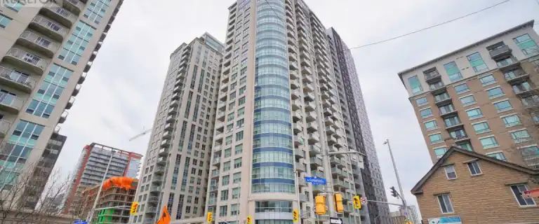 1704 - 195 BESSERER STREET | 1704 - 195 BESSERER STREET, Ottawa - Photo 1