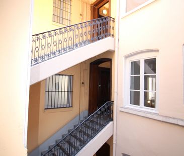 T2- meublé- 47m2-¨Prox Hotel de ville- Disponible le 15/10 ! - Photo 6
