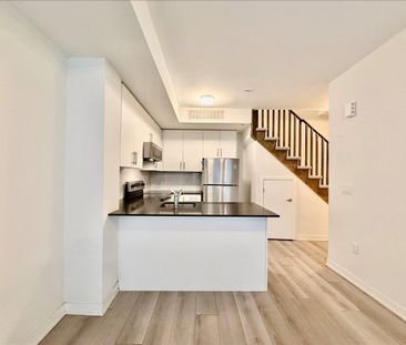 For Lease - 3405 Ridgeway Drive Unit# 22, Mississauga, Ontario - Photo 6