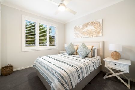 9 Eagle Avenue, Burleigh Waters QLD 4220 - House For Rent | Domain - Photo 4