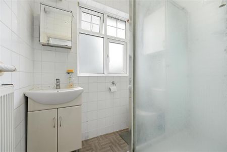 4 bedroom property to rent - Photo 4