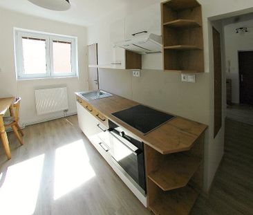 Pronájem bytu 2+1 56 m² - Photo 4