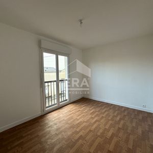Location Maison 4 pièces 82m² - Photo 2