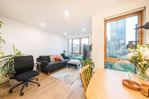 1 bedroom flat to rent - Photo 1