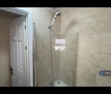 4 bedroom terraced house to rent - Photo 2