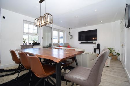 Lindale Grove, Wakefield - Photo 4