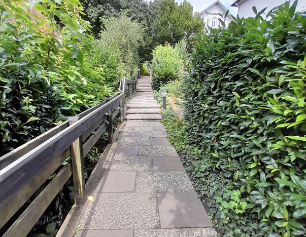 Sehr schicke Wohnung mit Weserblick für den gehobenen Anspruch in Brake - Foto 1