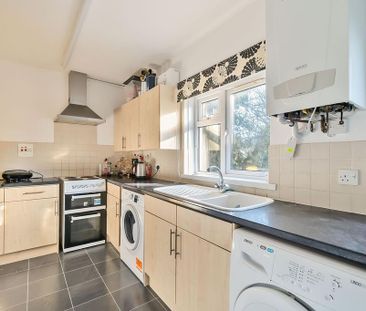 5 bedroom semi-detached house to rent - Photo 6