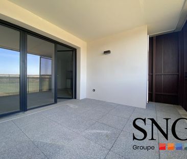 T2 AVEC LOGGIA ET DEUX PARKINGS - Photo 4