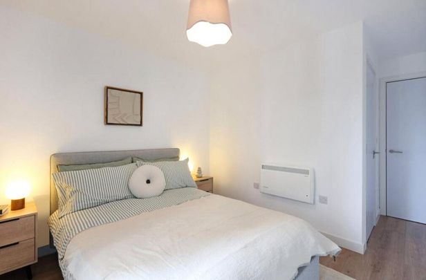 2 bedroom property to rent - Photo 1