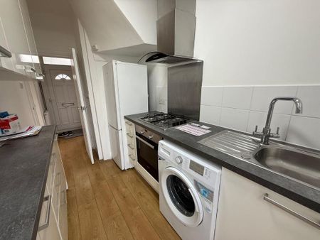 2 bedroom house to rent - Photo 3