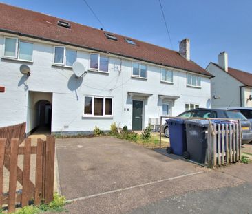 A well presented furnished double bedroom on the first floor in thi... - Photo 4