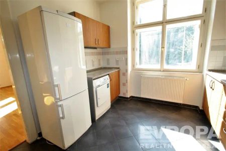 Krásný, slunný byt 2+1, 75 m - Photo 2