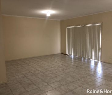 Charming Family Home on Long Island Road - Photo 1