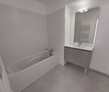 location Appartement T2 DE 53.47m² À BRIGNAIS - Photo 2
