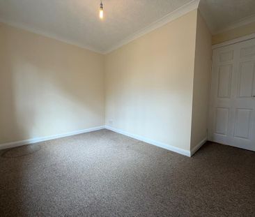 2 bedroom maisonette to rent - Photo 5