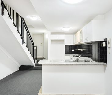 3/2 Meredith Street, Homebush NSW 2140 - Townhouse For Rent | Domain - Photo 3