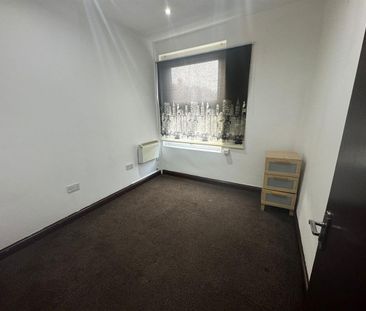 Dewsbury Road, Leeds - Photo 2