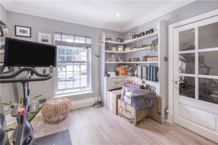 4 bedroom terraced house to rent - Photo 3