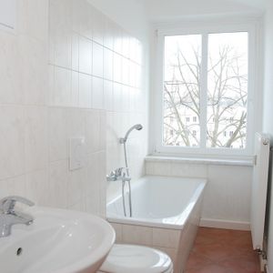 Tolle Pärchenwohnung mit Balkon zum Sofortbezug - Foto 2