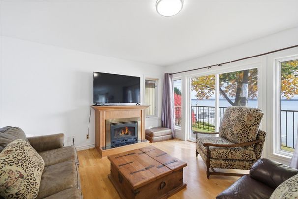 For Lease - 2999 Lakeside Drive Unit# Upper Level, Severn, Ontario - Photo 1