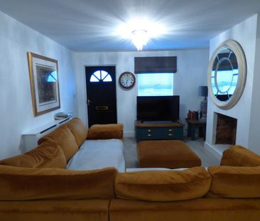 2 bedroom terraced house to rent - Photo 3