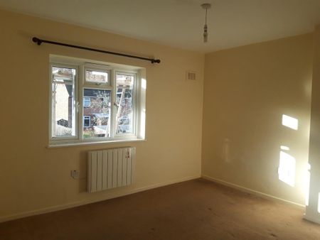 3 bedroom detached house to rent - Photo 4