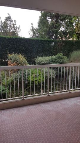 Location Appartement 1 pièce Meublé 30m² STE FOY LES LYON 69110 - Photo 4