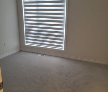 For Lease - 133 Berkely Street, Wasaga Beach, Ontario - Photo 5