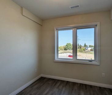 For Lease - 370 Fisher Mills Road Unit# C48, Cambridge, Ontario - Photo 3