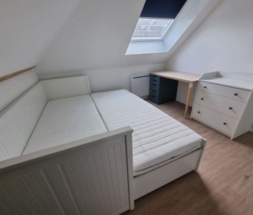 CHAMBRE EN COLOCATION AVEC SDD ET WC PRIVES A 5 MIN A PIED DU LYCEE HENRI MARTIN - Photo 6