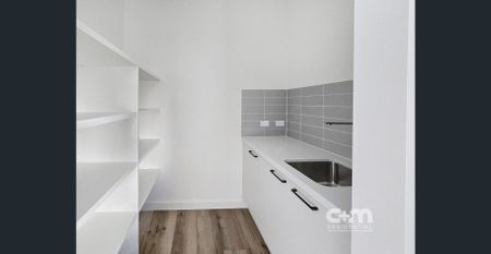 Contemporary Side-by-Side Boutique Home - Photo 2