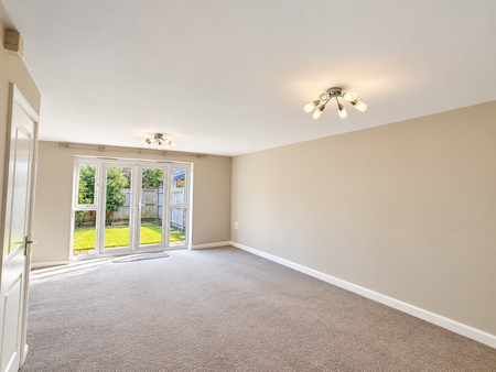 4 bedroom terraced house to rent - Photo 2