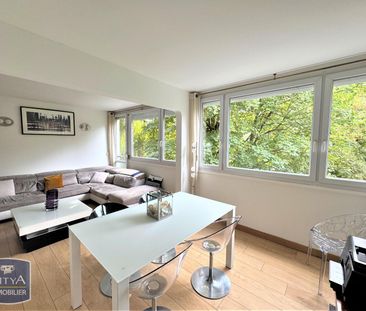 Location Appartement 3 pièces 67m² LILLE 59000 - Photo 2