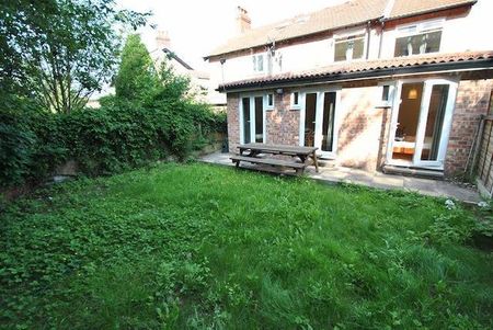 1 bedroom detached house to rent - Photo 4