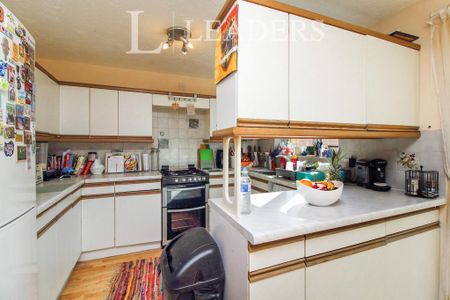 3 bedroom house to rent - Photo 4