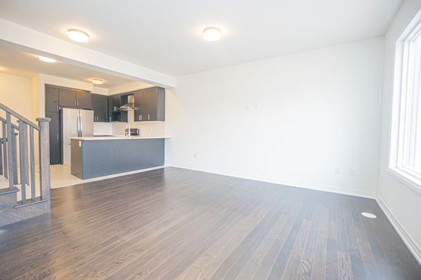 For Lease - 7 Moosehead Drive, Brampton, Ontario - Photo 1