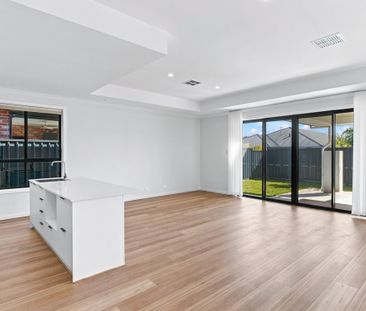 Brand-New 4-Bedroom Family Home in Convenient Netley Location - Photo 1
