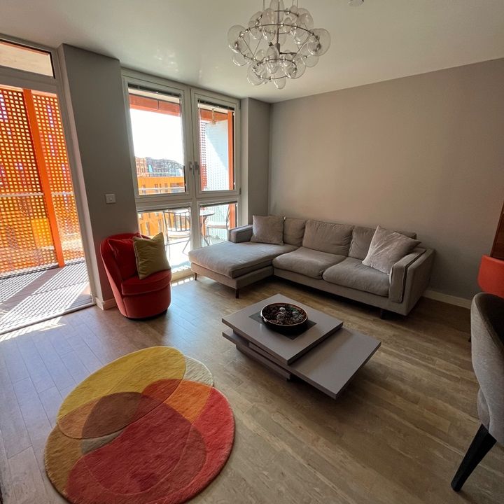 2 Bed Flat, Ossel Court, SE10 - Photo 1