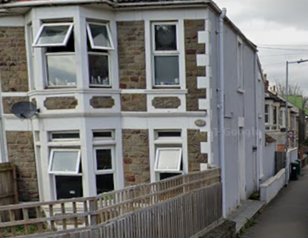 Fishponds Road Room 3 - Photo 1