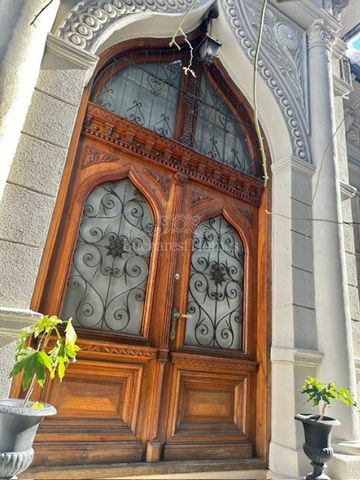 Distinguished Villa with Wallachian Architecture and Courtyard, Downtown - Fotografie 3