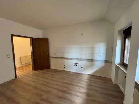 Stilvolle 3,5-Zimmer-Wohnung in Koblenz Pfaffendorf! - Photo 2