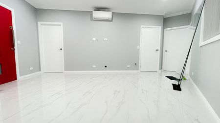 NEW MORDEN GRANNYFLAT - Photo 3