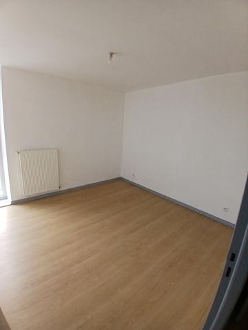 Location Maison 3 pièces 66m² SAUVETERRE DE GUYENNE 33540 - Photo 5